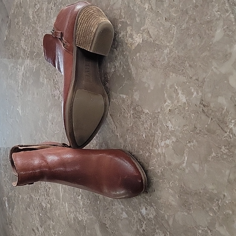 Ankle boots